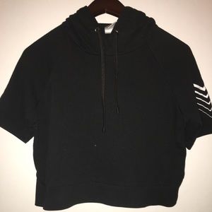 Black Shortsleeve Hoodie Crop Top
